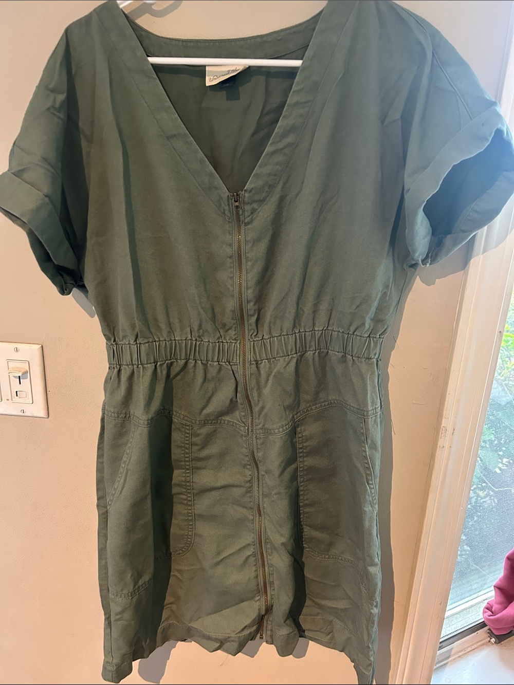 Universal Thread Olive Green Short Sleeve Zip-Front Dress